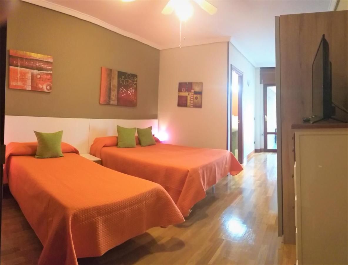 Alojamientos Pamplona Luaran gambar