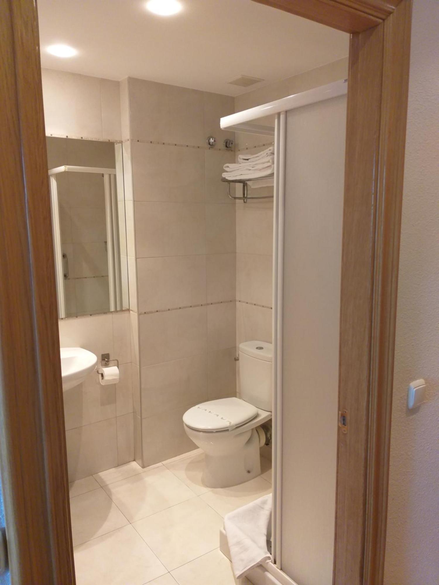 Alojamientos Pamplona Luaran gambar